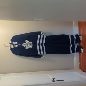 Toronto Maple Leaves XL Hockey Socket Fleece Hooded Coverall